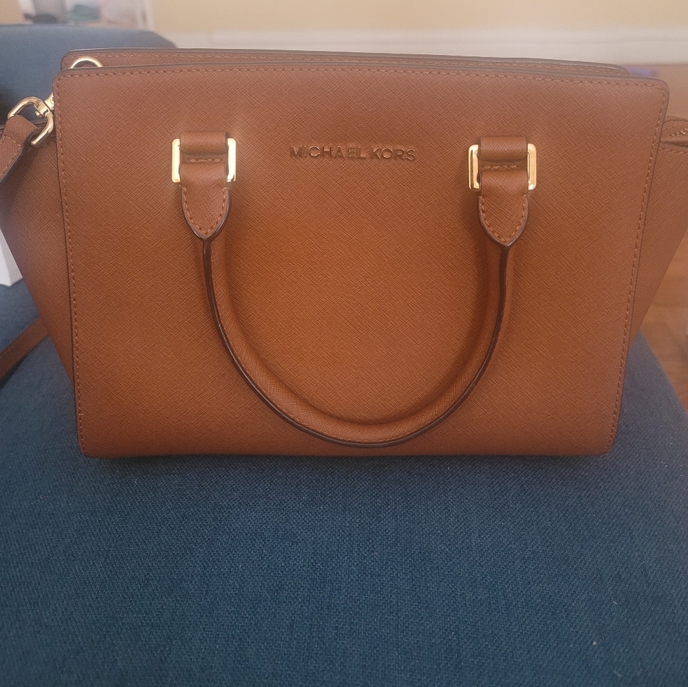 Micheal Kors Selma